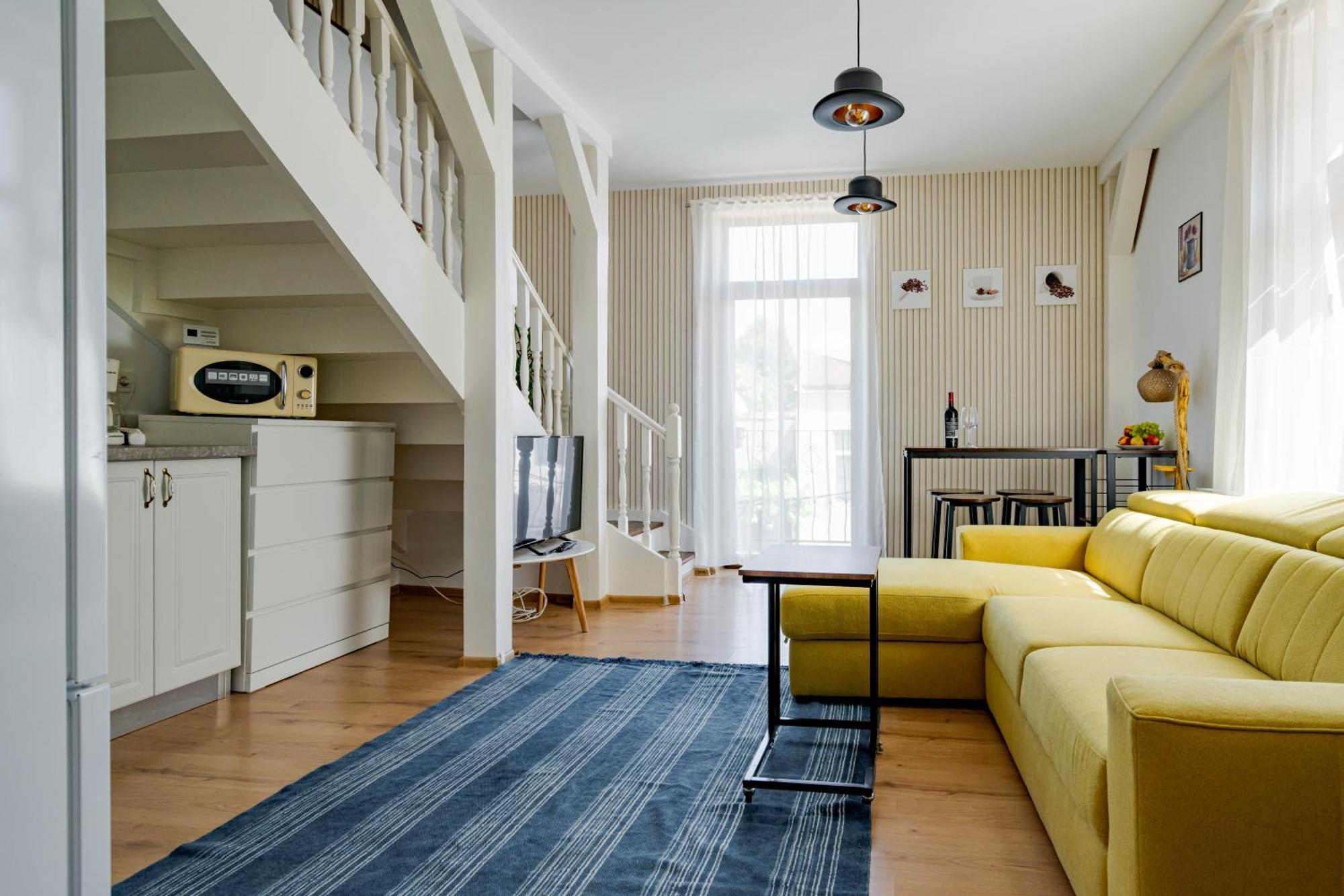 Central Muse Apartment Bucarest Esterno foto