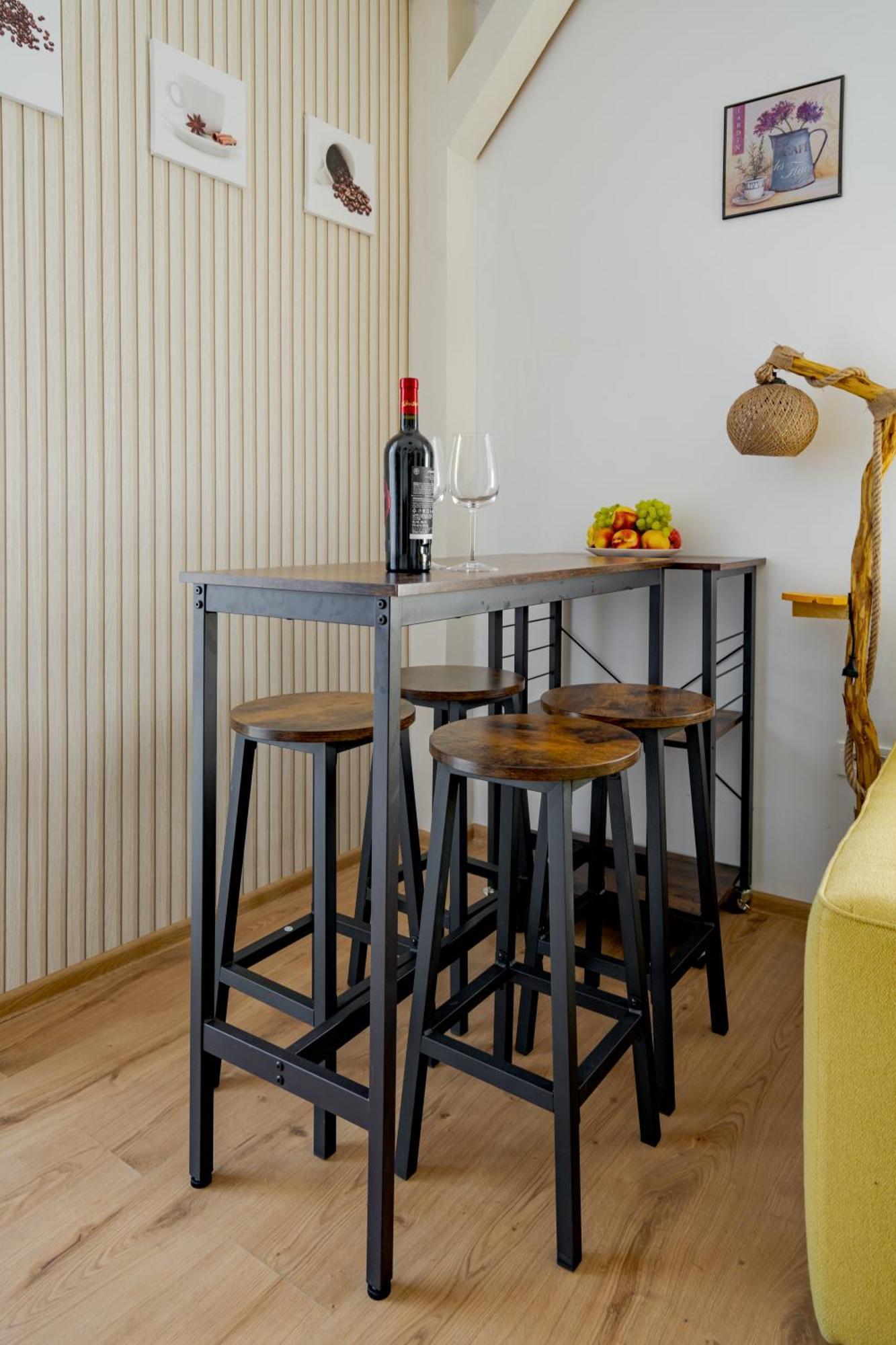 Central Muse Apartment Bucarest Esterno foto